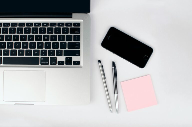 How to Declutter Your Digital Life for More Focus and Calm